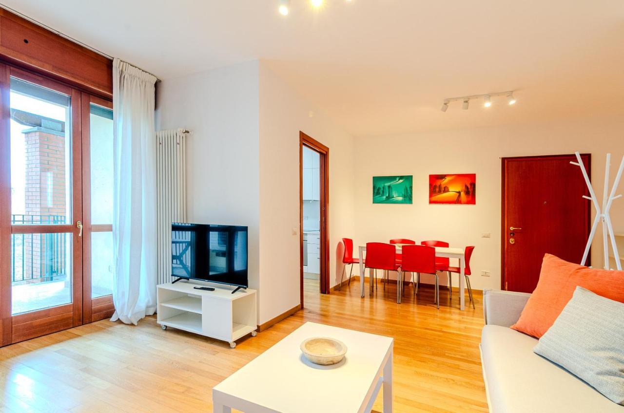 Park View Apartment - Milano Navigli Екстериор снимка